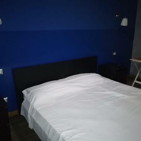 Arthur Hostel Рим Екстериор снимка