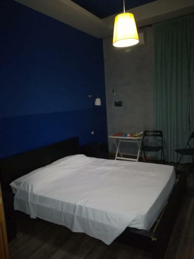 Arthur Hostel Рим Екстериор снимка